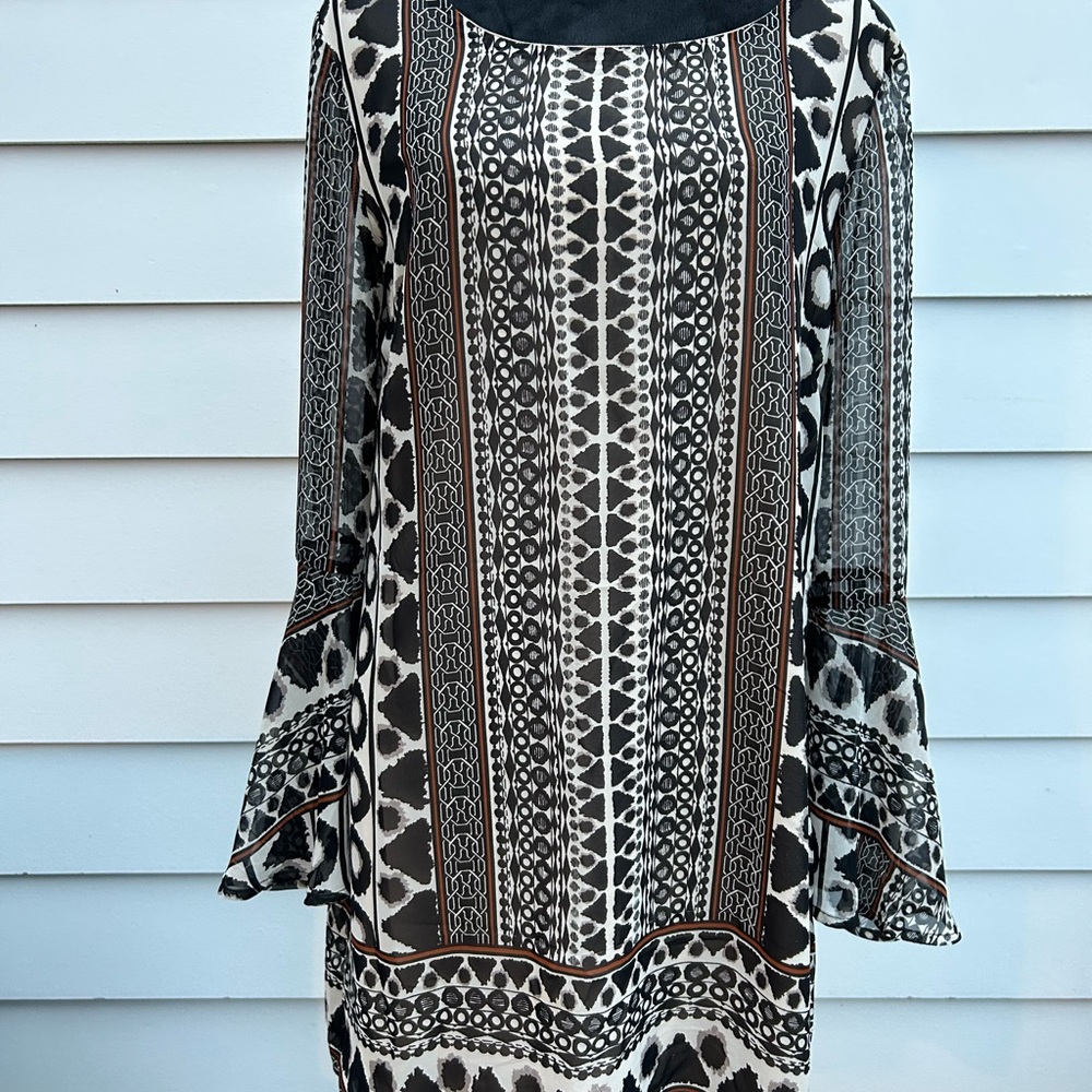 fab'rik Black and White Patterned Long Sleeve Dress